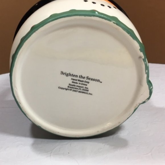 Snowman Cermaic Decorative Painted Basket Bowl w/ Handle 8"x5.5" - Picture 4 of 6